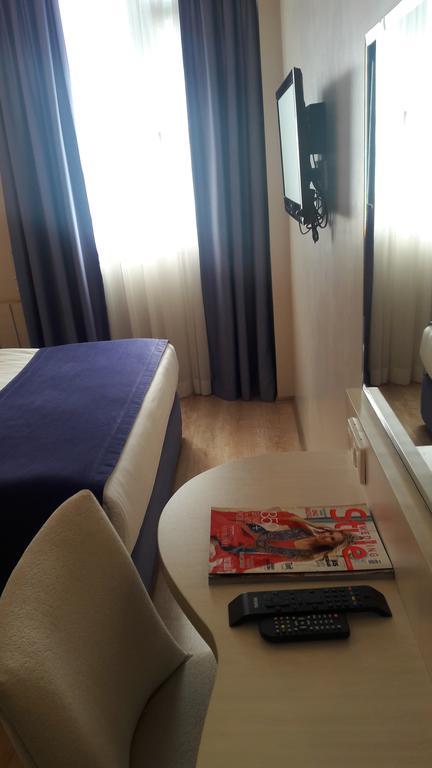 Walk In Hotel إزمير المظهر الخارجي الصورة