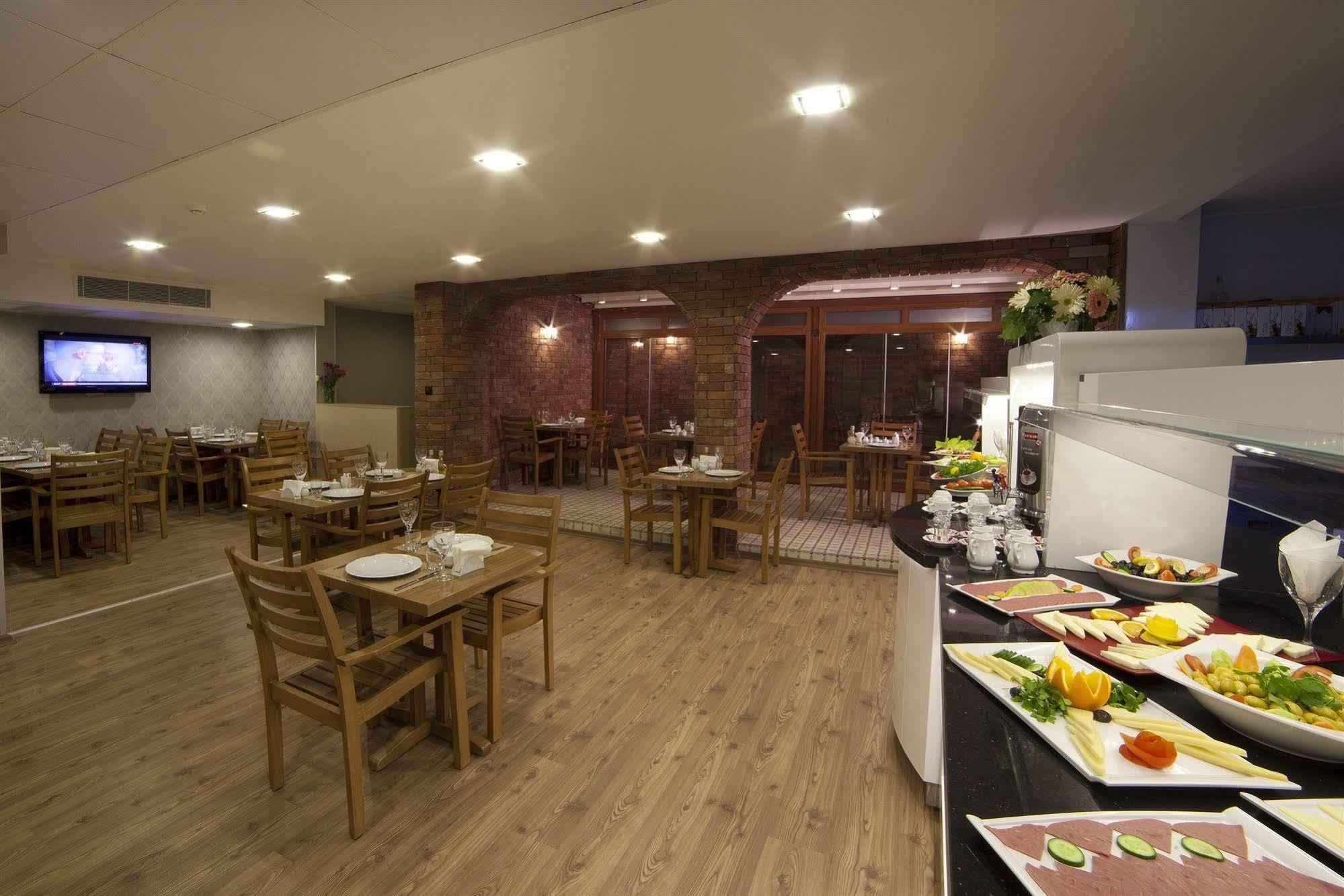 Walk In Hotel إزمير المظهر الخارجي الصورة